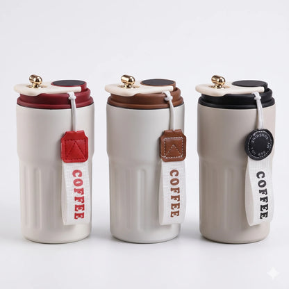 Termo inteligente de acero inoxidable 316 con pantalla LED de temperatura, 450ml. Mantiene café, té o agua a la temperatura ideal. Portátil, hermético y perfecto para oficina, gimnasio o viajes. ¡Tecnología y estilo en cada sorbo!