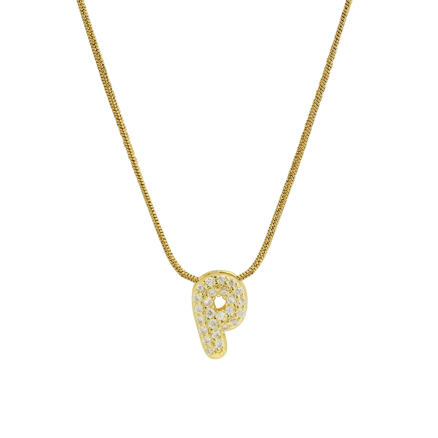 ✨ Collar inicial con letra inglesa, bañado en oro 18K y decorado con circonias incrustadas. Diseño puff/bubble llamativo, moderno y femenino, ideal para destacar tu estilo.