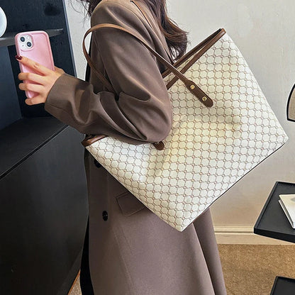 👜 Bolsa de hombro de gran capacidad para mujer, en piel PU suave. Diseño versátil y elegante, perfecta para el día a día, commuting y uso casual. ¡Comodidad y estilo en un solo accesorio!