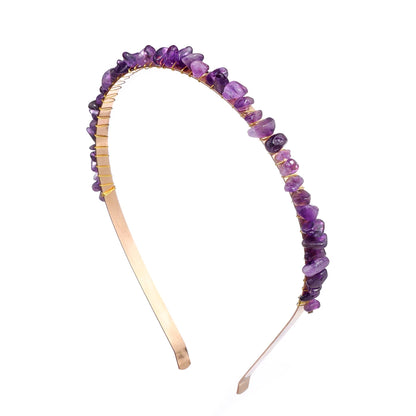Diadema Piedras Naturales con Cristales  Descripción corta:   Headband con diseño irregular de amatistas y aguamarinas en cuentas tipo chip. Accesorio bohemio y elegante para mujer, ideal para darle un toque único a tu look en fiestas o uso diario.