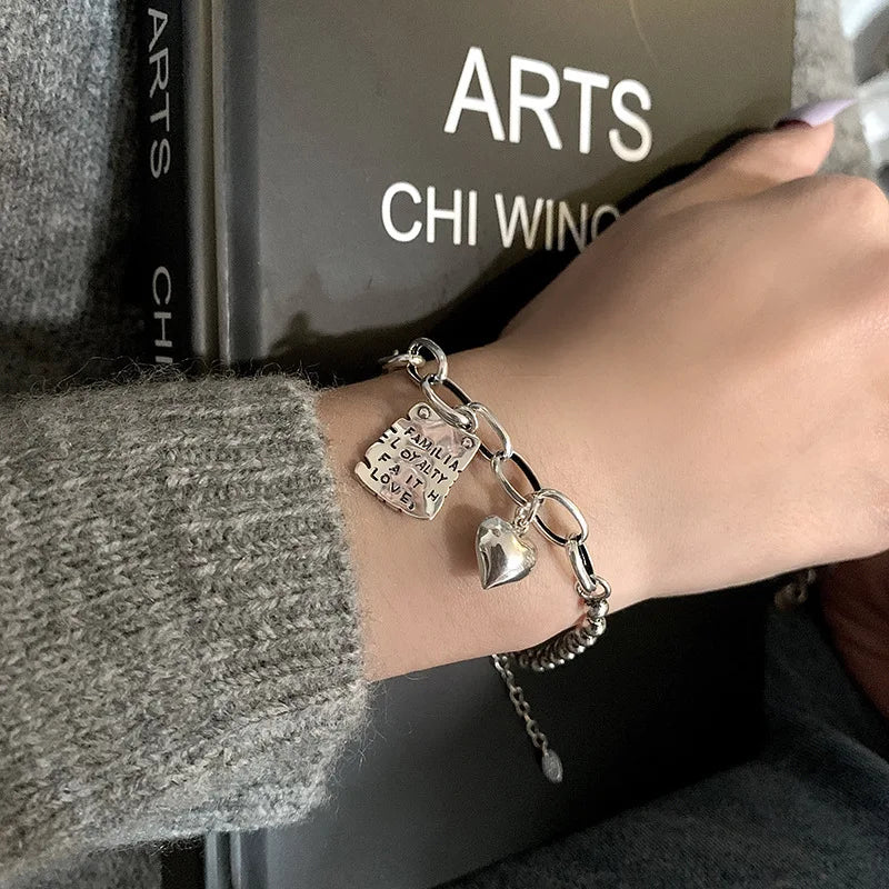 ✨Pulsera punk de plata 925 con cuentas geométricas e inscripción “Peace of Mind”. Diseño irregular y ajustable, ideal para mujer o niña. Joyería de moda perfecta como regalo especial.