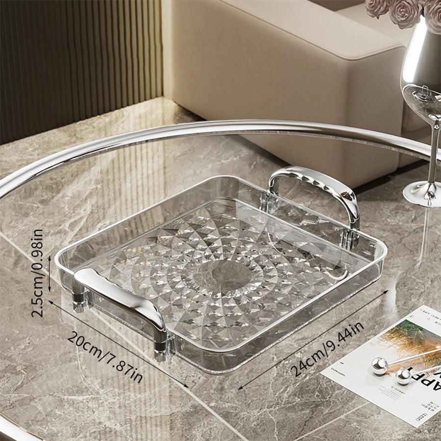 Bandeja plástica de gran capacidad con asas dobles. Ideal para postres, frutas, joyería o accesorios. Práctica y decorativa para organizar tu cocina o cualquier espacio del hogar.