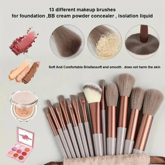 Set de brochas de maquillaje profesionales: suaves y esponjosas para base, polvo, sombras y difuminado. Incluye kabuki y blending, ideales para un acabado perfecto.