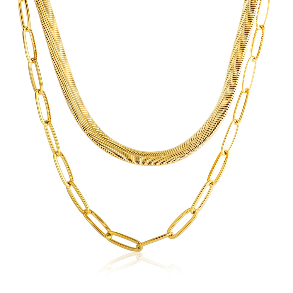 Collar punk vintage de doble capa con cadena de serpiente y colgante, acero inoxidable dorado, estilo choker grueso y moderno para mujer.