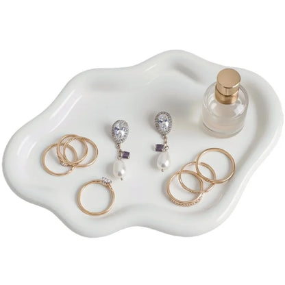 Bandeja de tocador con forma de nube, plato de plástico para joyas, anillos, pendientes, perfume y llaves. Bonita y original decoración