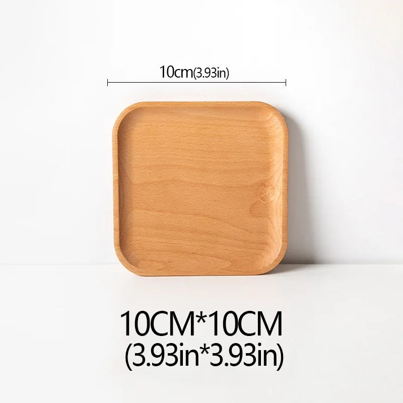 Plato de madera de haya, ideal para frutas, postres, dulces o como bandeja decorativa en buffet y cenas.”