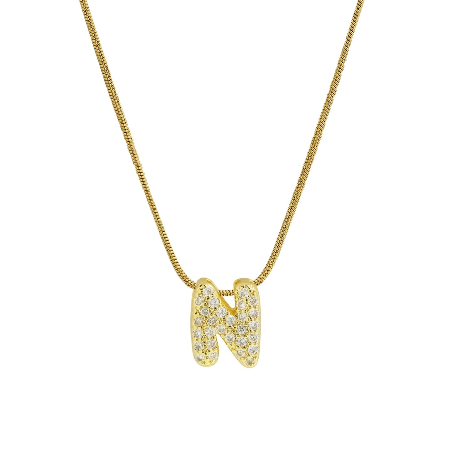 ✨ Collar inicial con letra inglesa, bañado en oro 18K y decorado con circonias incrustadas. Diseño puff/bubble llamativo, moderno y femenino, ideal para destacar tu estilo.