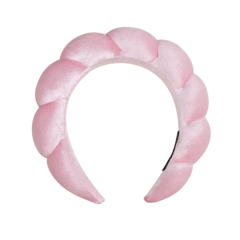 💆‍♀️ Diadema de spa acolchada en terciopelo: suave, cómoda y perfecta para lavar el rostro, retirar maquillaje o usar en la ducha. ¡Un accesorio elegante y práctico para tu rutina de cuidado facial!