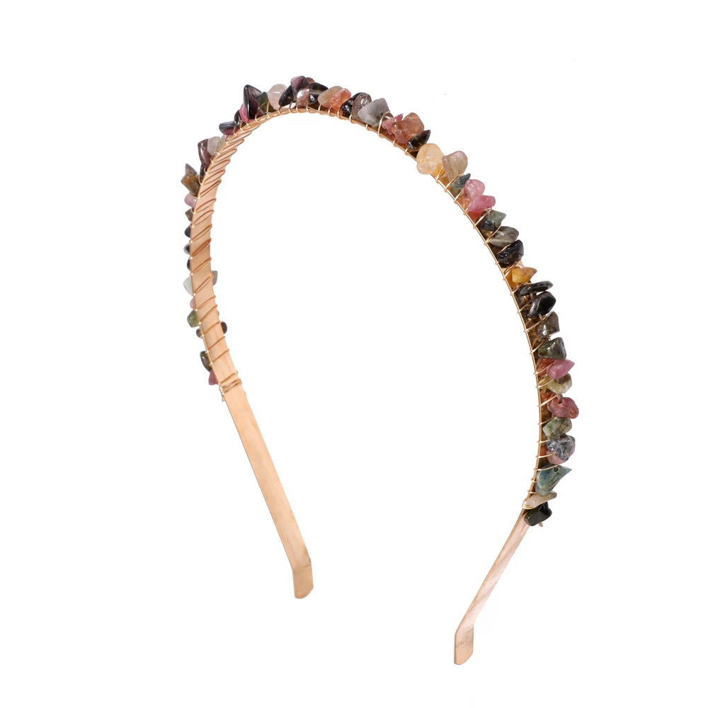 Diadema Piedras Naturales con Cristales  Descripción corta:   Headband con diseño irregular de amatistas y aguamarinas en cuentas tipo chip. Accesorio bohemio y elegante para mujer, ideal para darle un toque único a tu look en fiestas o uso diario.