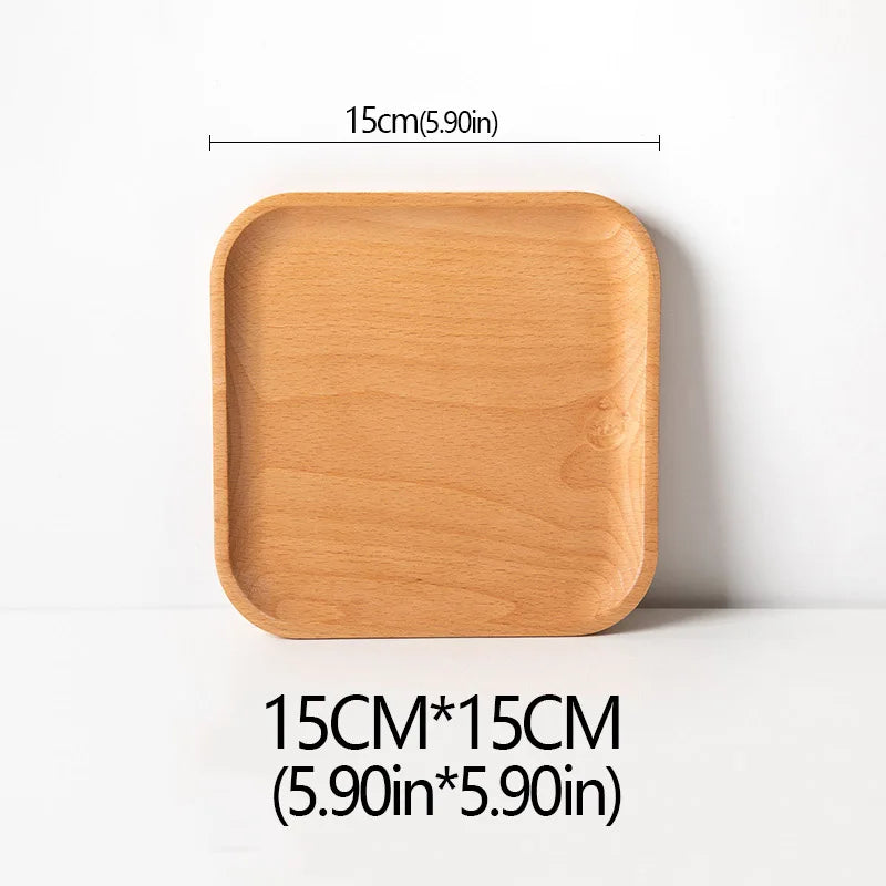 Plato de madera de haya, ideal para frutas, postres, dulces o como bandeja decorativa en buffet y cenas.”