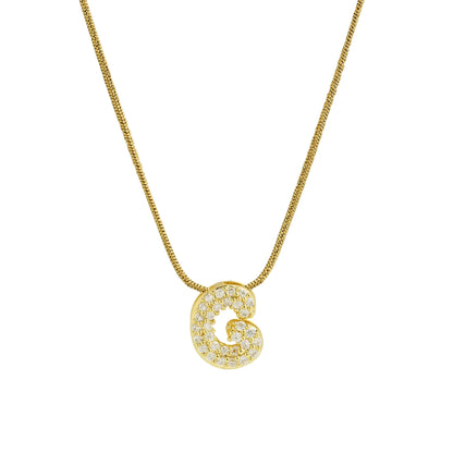 ✨ Collar inicial con letra inglesa, bañado en oro 18K y decorado con circonias incrustadas. Diseño puff/bubble llamativo, moderno y femenino, ideal para destacar tu estilo.