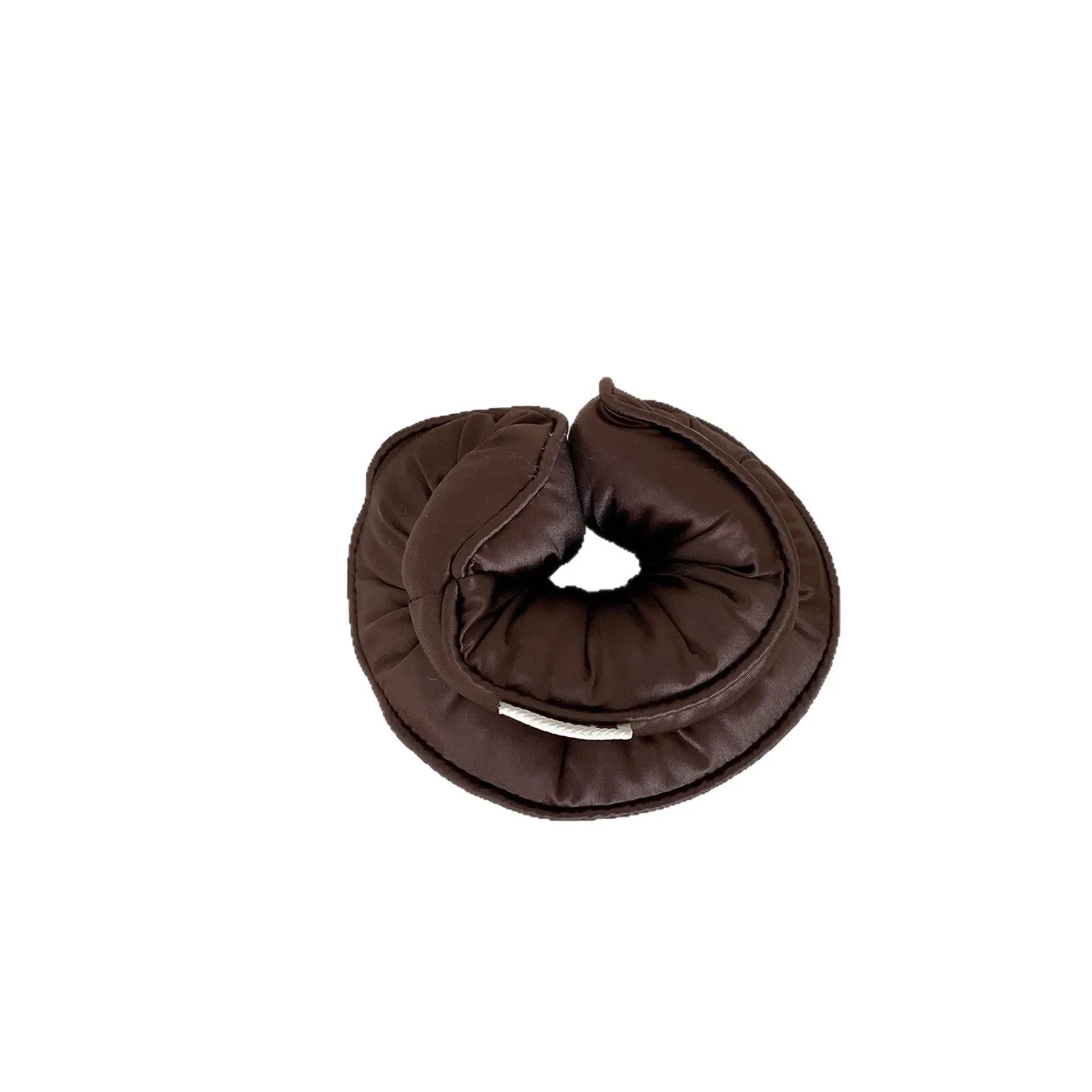 scrunchies elásticos de esponja y satén: suaves, cómodos y perfectos para mujeres y niñas. Accesorio ideal para peinados con estilo, sin maltratar tu cabello. ¡Color, suavidad y moda en cada coleta!