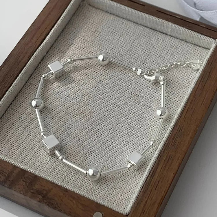 ✨Pulsera punk de plata 925 con cuentas geométricas e inscripción “Peace of Mind”. Diseño irregular y ajustable, ideal para mujer o niña. Joyería de moda perfecta como regalo especial.