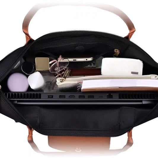 Bolsa de hombro estilo francés, de gran capacidad, piel suave, diseño elegante y versátil. Perfecta como tote o handbag para uso diario. ¡Comodidad y sofisticación en un solo accesorio!
