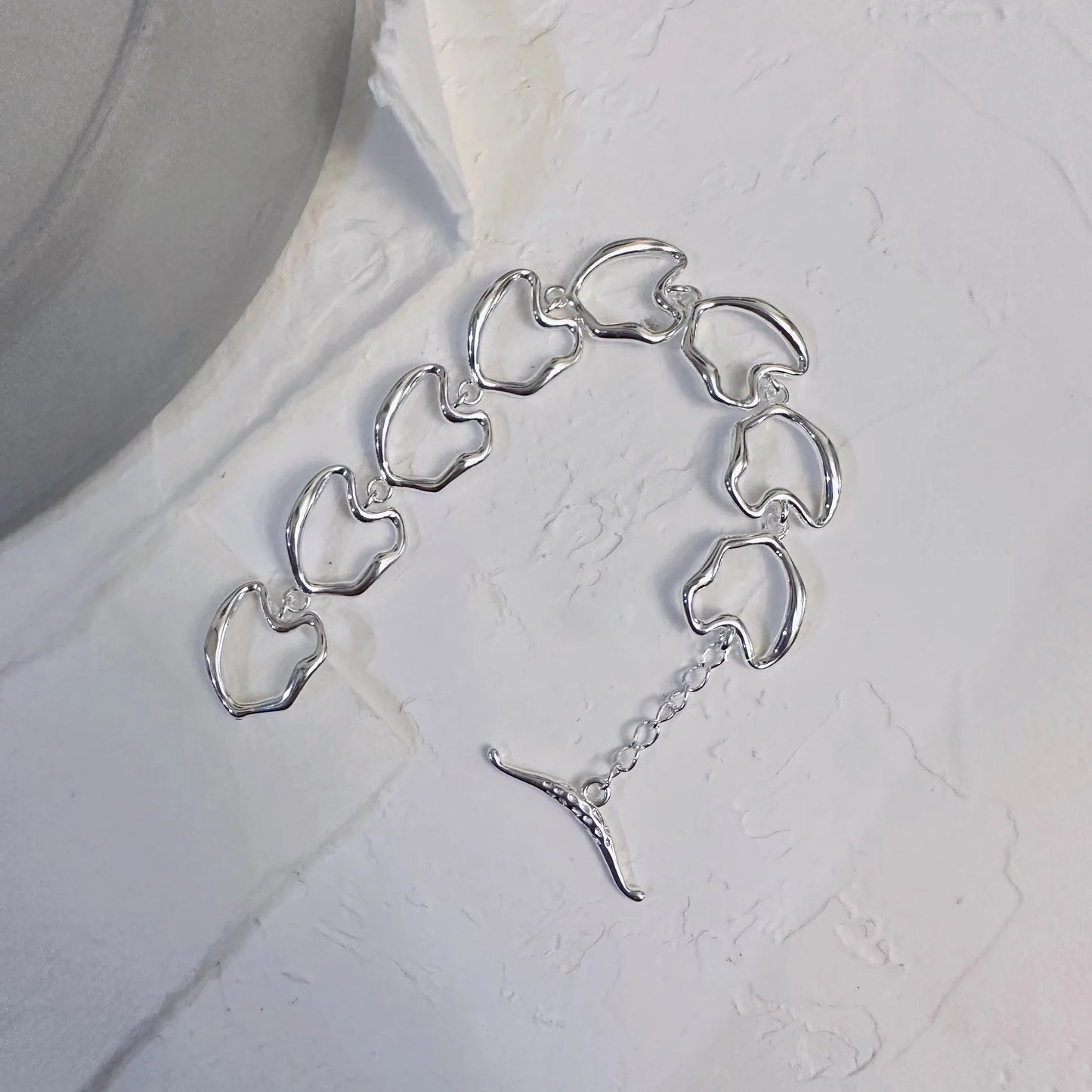 ✨Pulsera punk de plata 925 con cuentas geométricas e inscripción “Peace of Mind”. Diseño irregular y ajustable, ideal para mujer o niña. Joyería de moda perfecta como regalo especial.