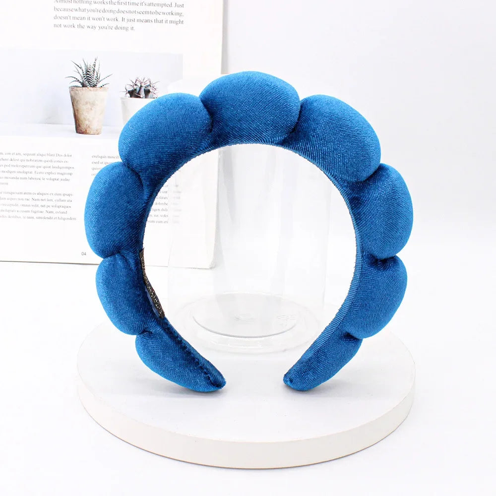 💆‍♀️ Diadema de spa acolchada en terciopelo: suave, cómoda y perfecta para lavar el rostro, retirar maquillaje o usar en la ducha. ¡Un accesorio elegante y práctico para tu rutina de cuidado facial!