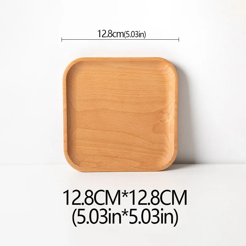 Plato de madera de haya, ideal para frutas, postres, dulces o como bandeja decorativa en buffet y cenas.”