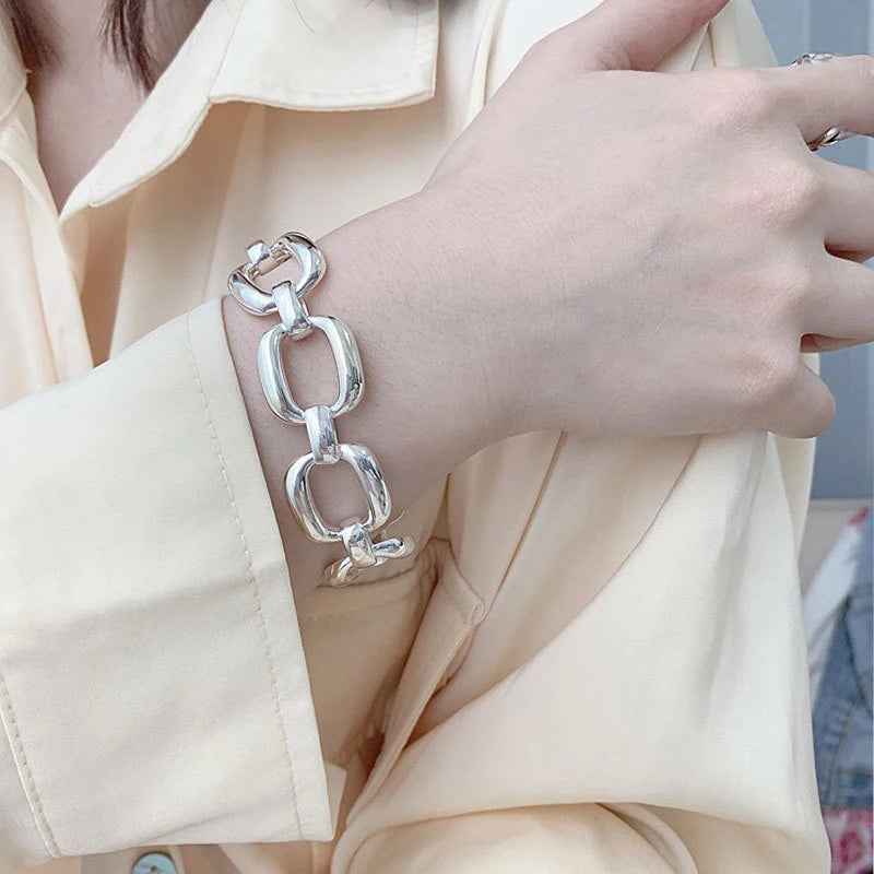 ✨Pulsera punk de plata 925 con cuentas geométricas e inscripción “Peace of Mind”. Diseño irregular y ajustable, ideal para mujer o niña. Joyería de moda perfecta como regalo especial.