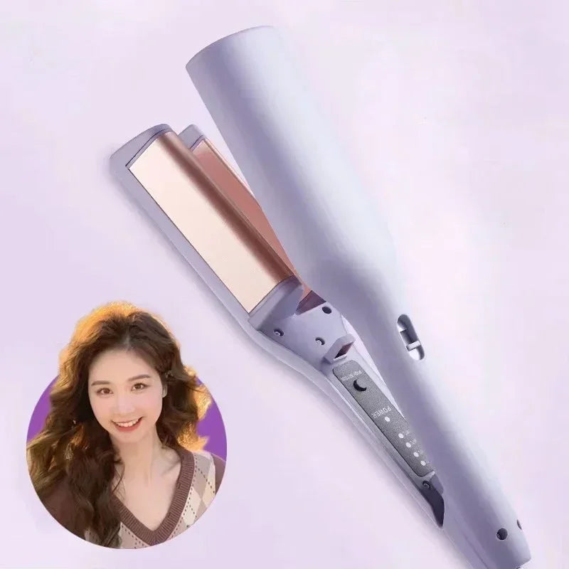 Plancha rizadora eléctrica con diseño giratorio y seguro anti-flama. Estilo francés duradero, ideal para crear rizos definidos y elegantes. Herramienta práctica para peinados profesionales en casa.